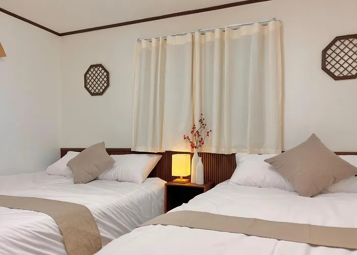 Bbo Stay, #airportbus #subway Line2 #sillimstation #uptoguests #3rooms4beds 서울특별시